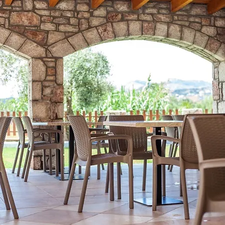 Casa Artemida 3*